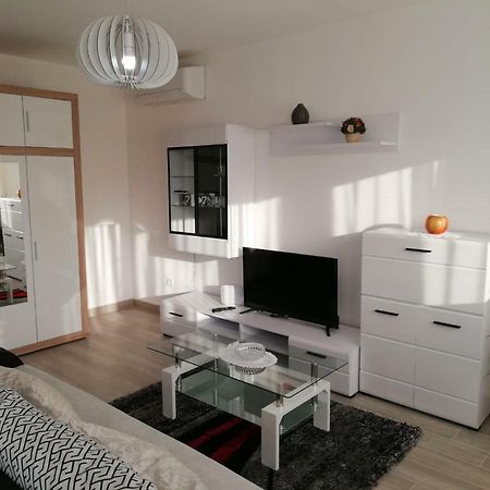 Apartment White Pula Extérieur photo