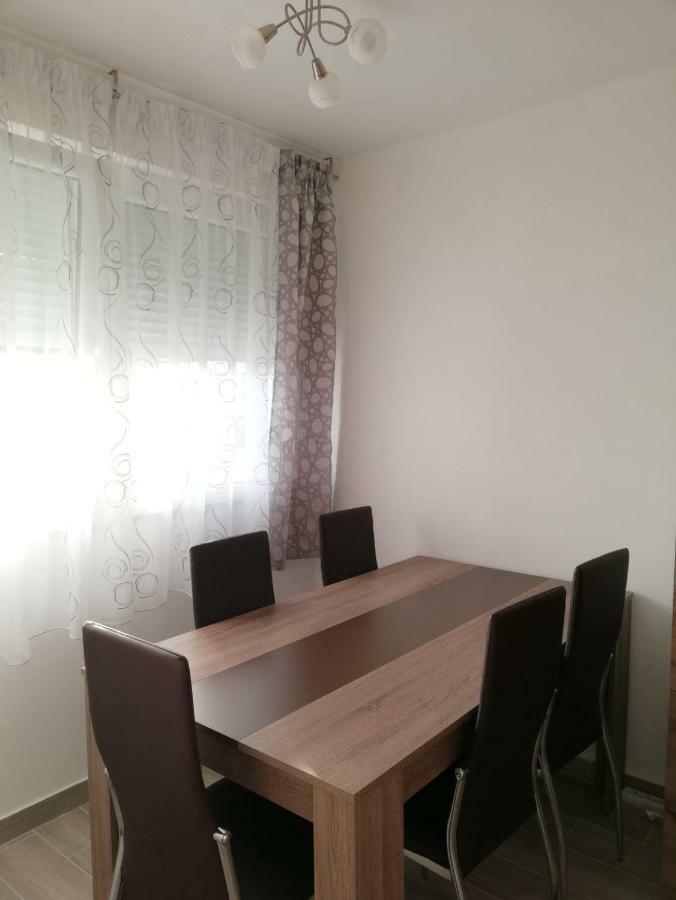 Apartment White Pula Extérieur photo