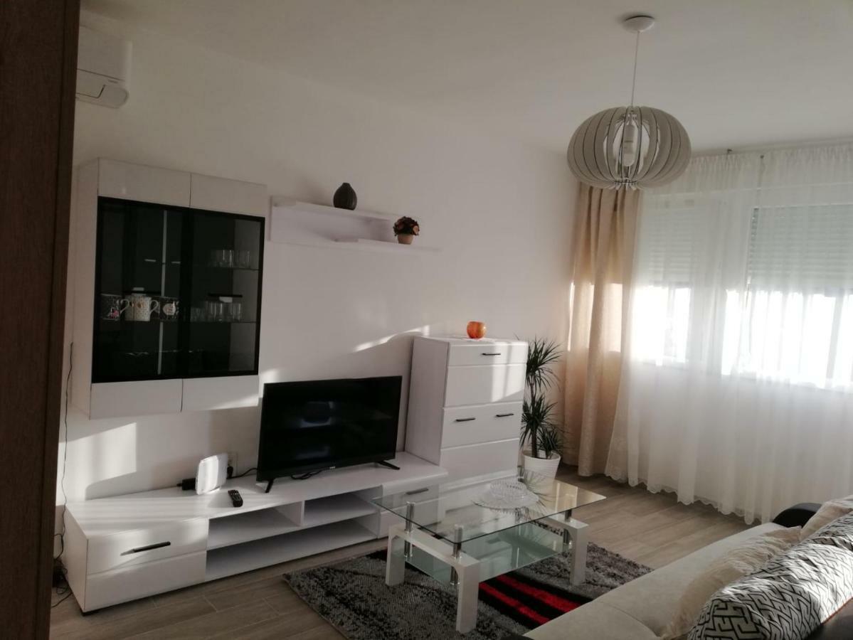 Apartment White Pula Extérieur photo